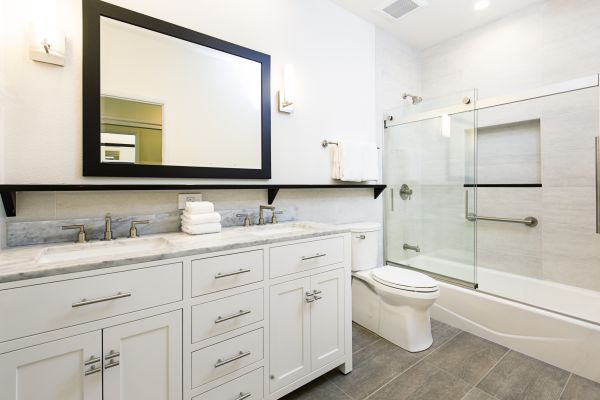 Bathroom Restoration Service - Bathroom Restoration Service Lawrence, Kansas